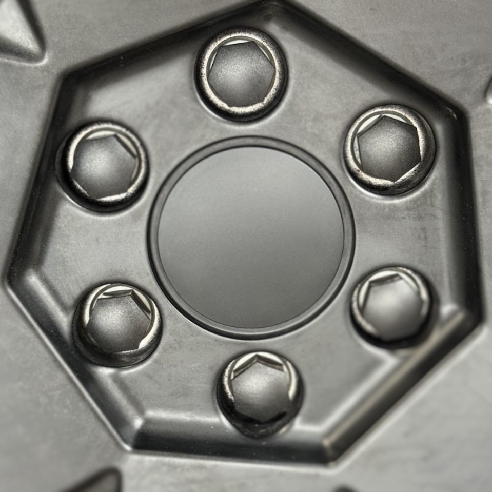 Center Caps & Lug Nut Caps