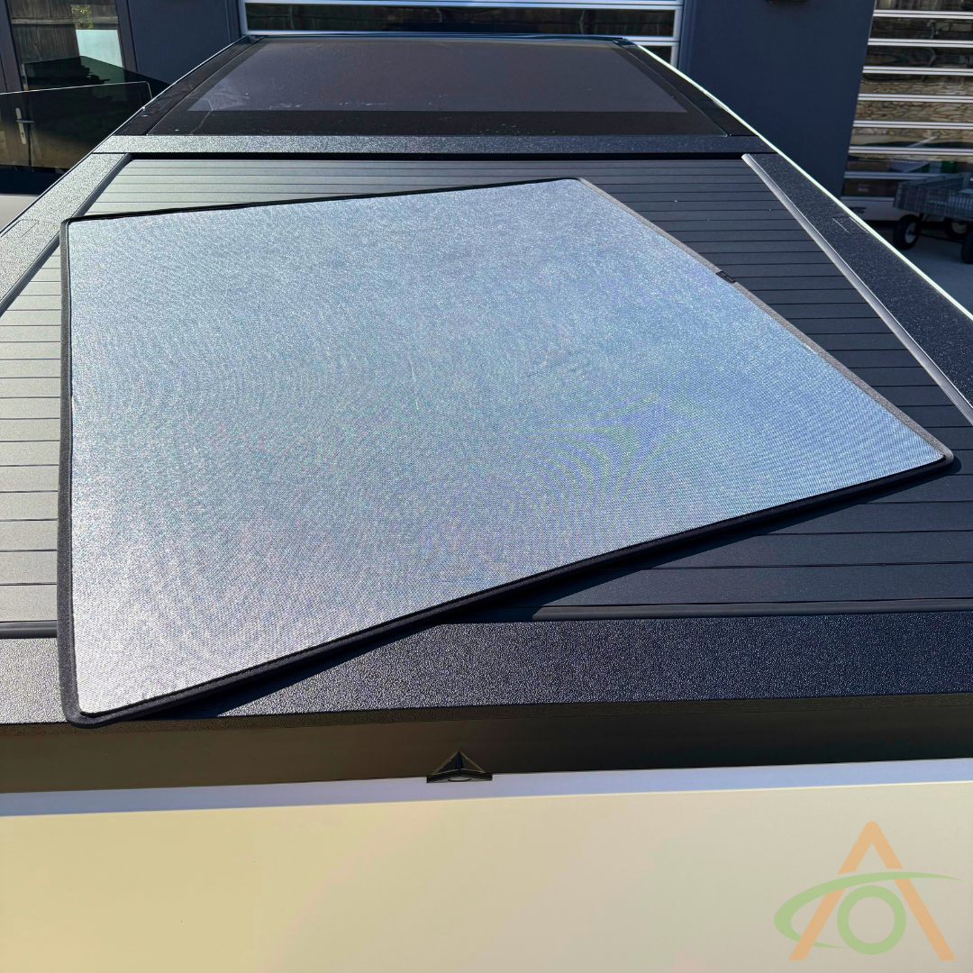 High-Reflectivity Sunshade
