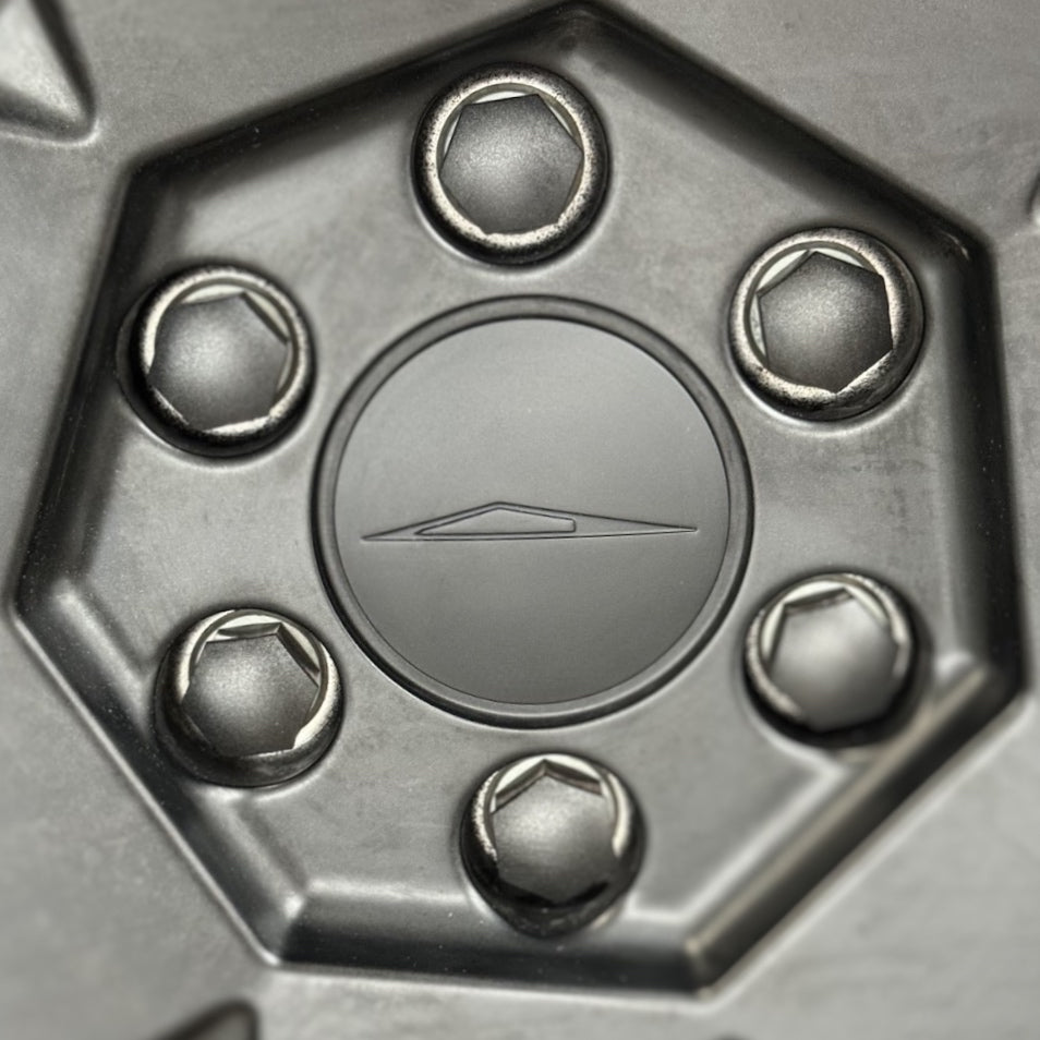 Center Caps & Lug Nut Caps