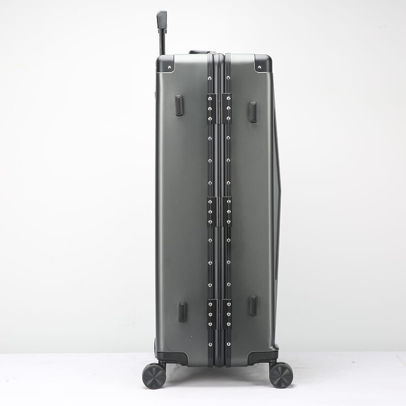 Check-In Luggage (94L)