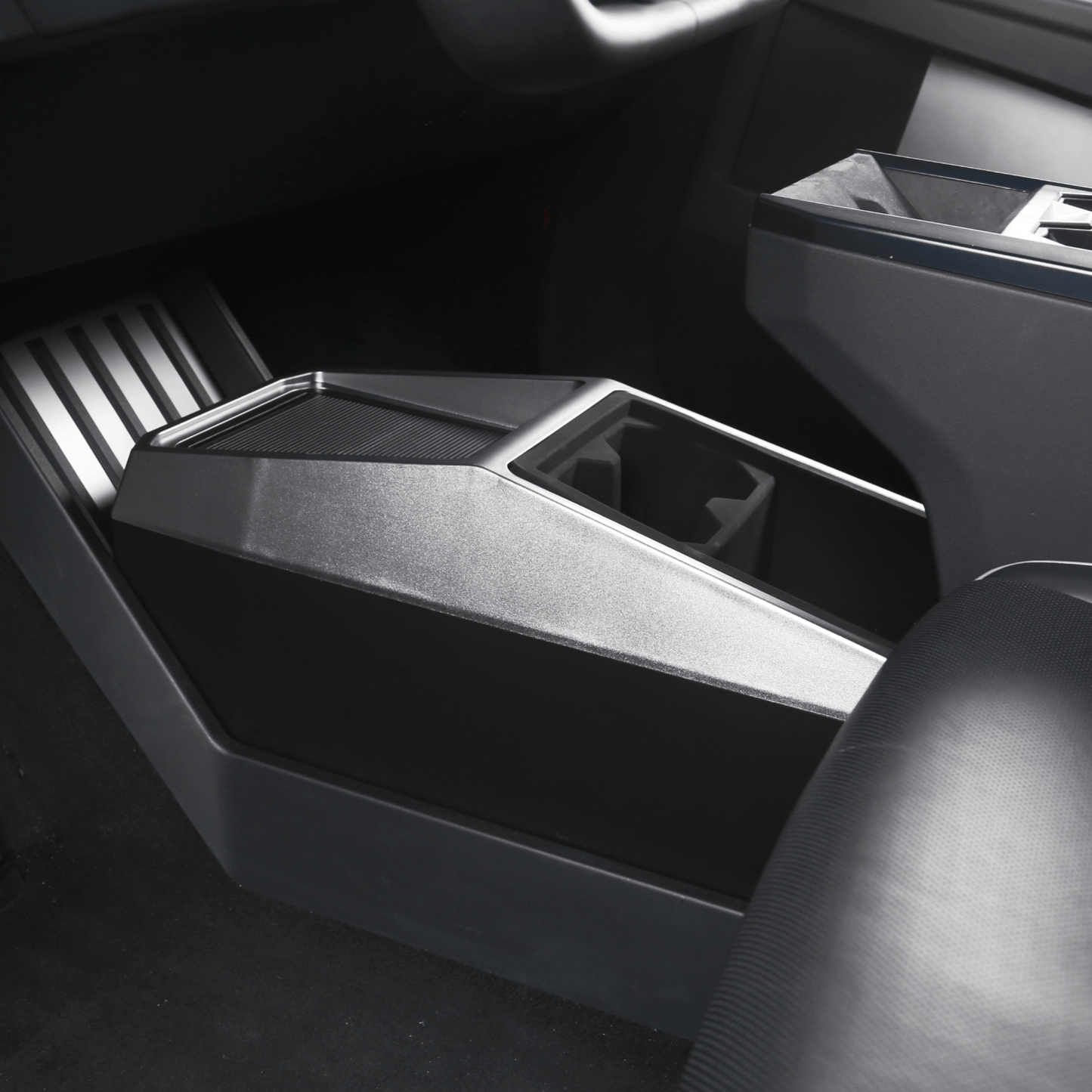 Center Floor Organizer & Trash Bin