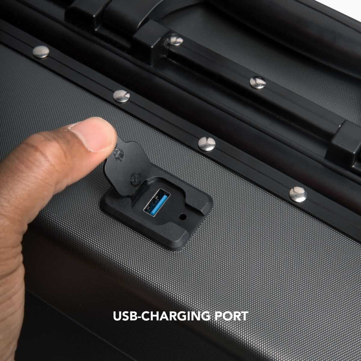 Carry-On With Charging Port (40L)