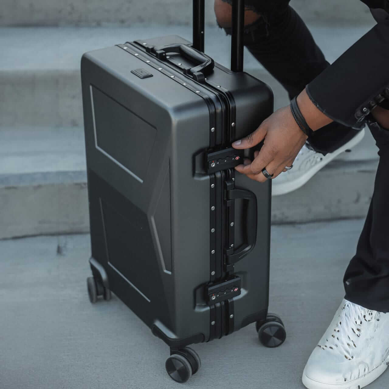 Carry-On With Charging Port (40L)