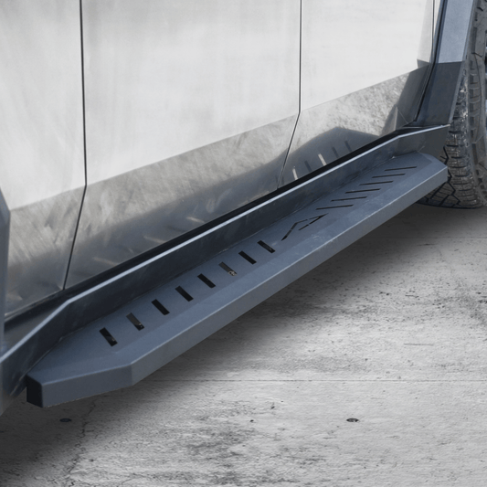 Running Board / Nerf Bars / Side Steps (Cut Out Design)