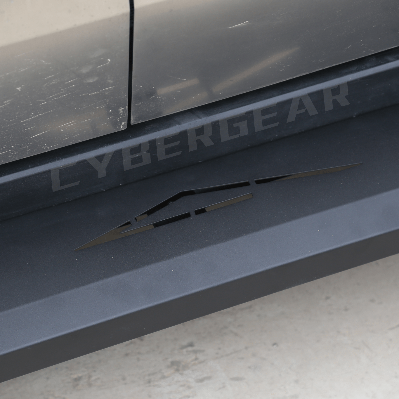 Running Board / Nerf Bars / Side Steps (Solid Design)